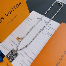 Louis Vuitton Necklaces